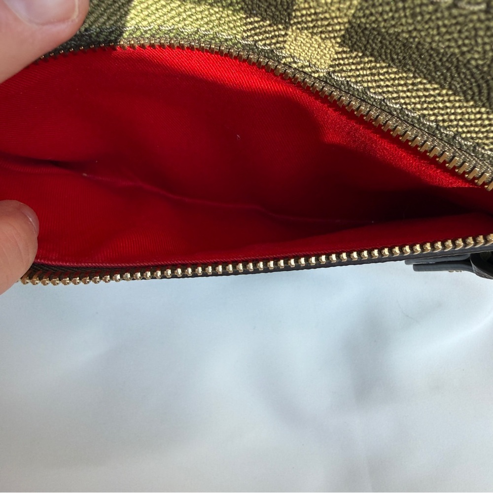 Dooney & Bourke Green Plaid Women's Shoulder Bag - Picture 4 of 10